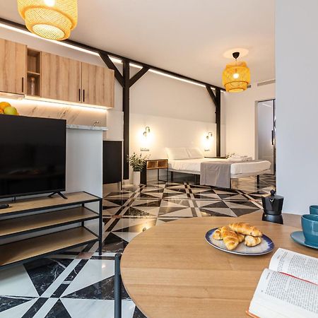 El Patio De La Luna Freshapartments Malaga Zewnętrze zdjęcie